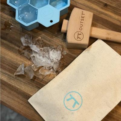 Sac et Marteau à glace Lewis - Outset - Pic à glace - - La Guilde Culinaire