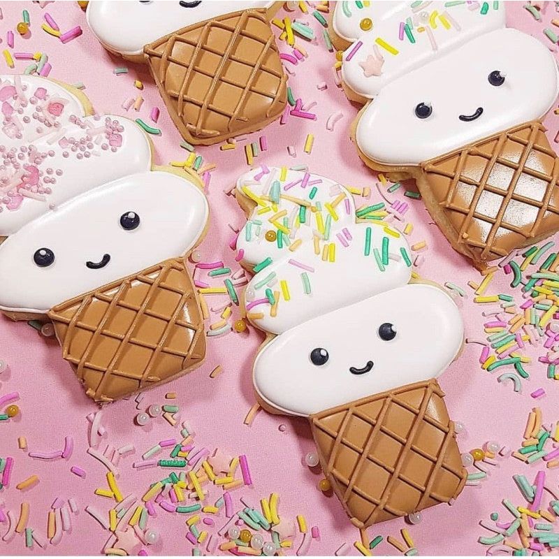 Emporte-pièce Cornet de glace à l'italienne 4" X 2 1/2" - Ann Clark Cookie Cutters - Emporte-pièce - - La Guilde Culinaire