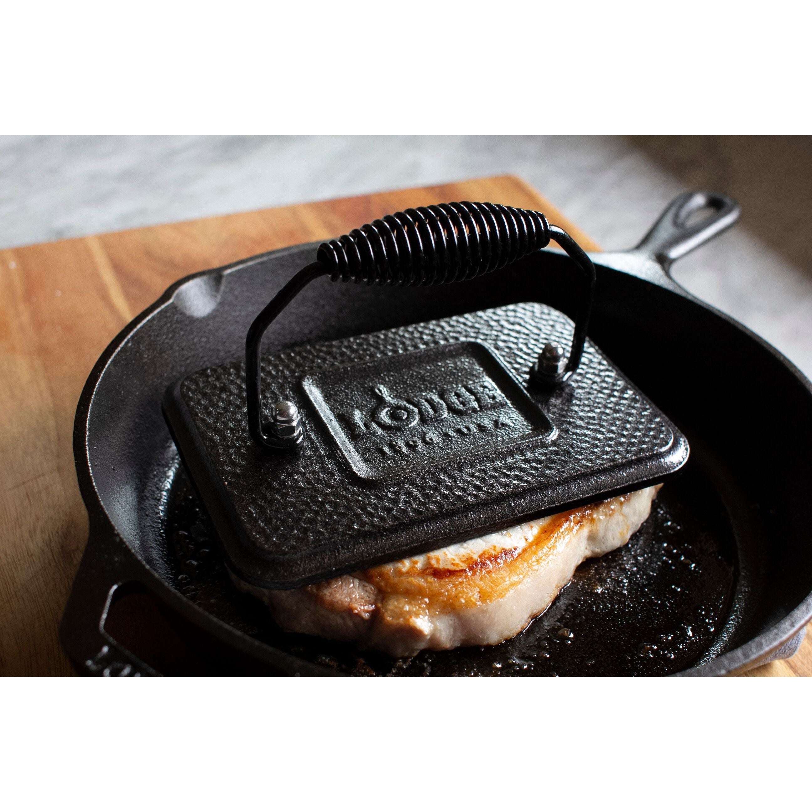 Presse à griller 6,75x4,5" - Lodge - Presse à griller - - La Guilde Culinaire