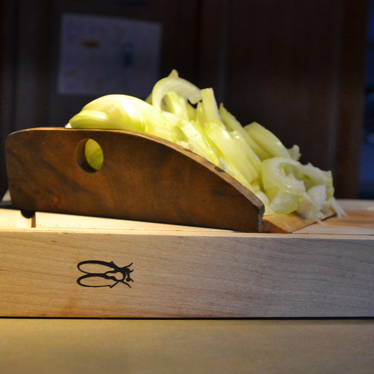 Monique à légumes * - Le Temps des Cigales - Pelle à légumes - - La Guilde Culinaire