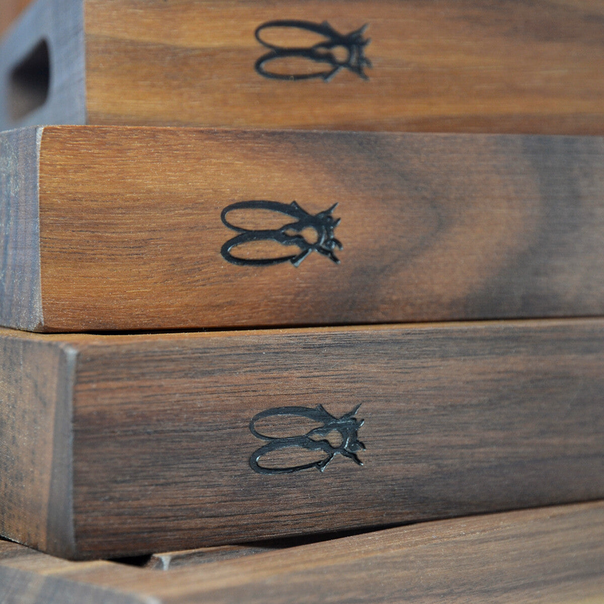 Planche à découper en noyer - grande - Le Temps des Cigales - Planche à découper - - La Guilde Culinaire