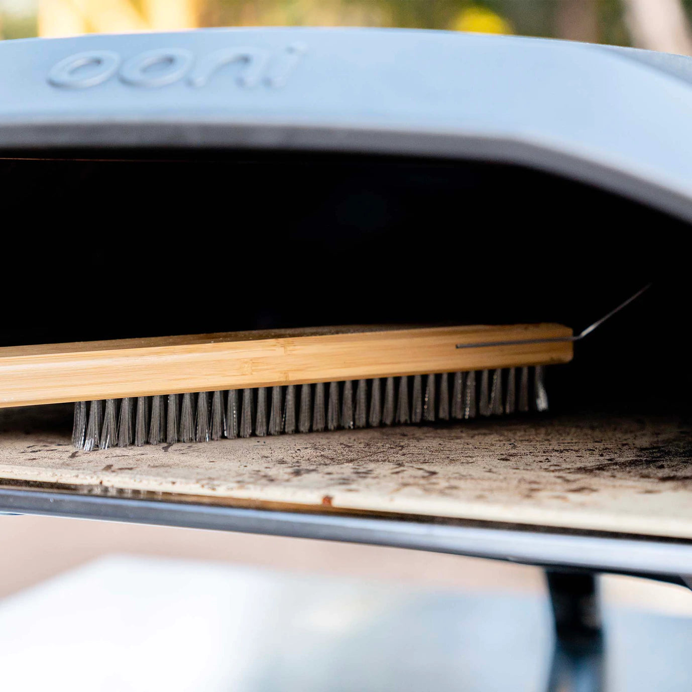 Brosse métallique pour four à pizza Ooni - Ooni - Accessoire pour four à pizza - - La Guilde Culinaire