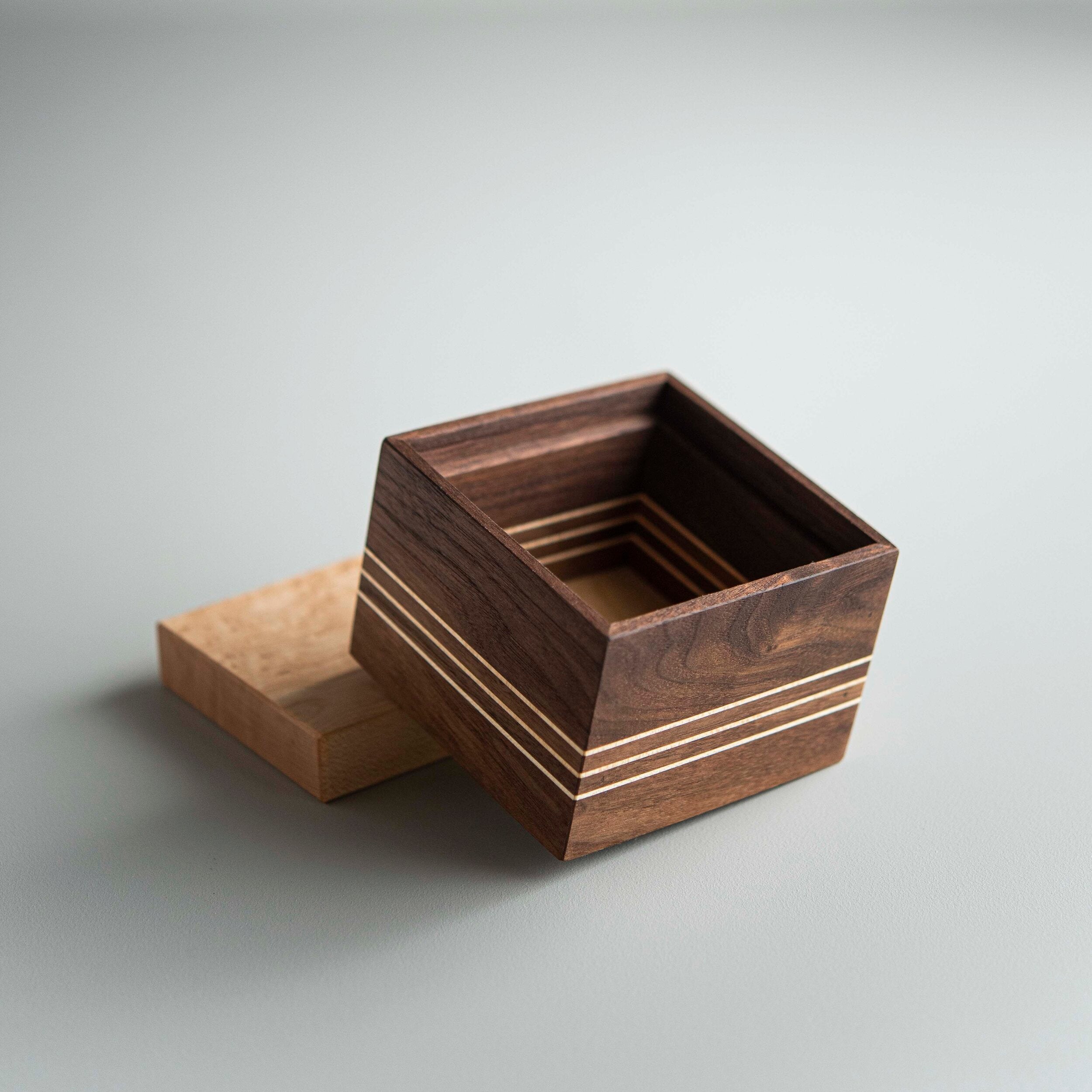 Main de sel noyer/érable petite - Arbol - Main de sel - - La Guilde Culinaire