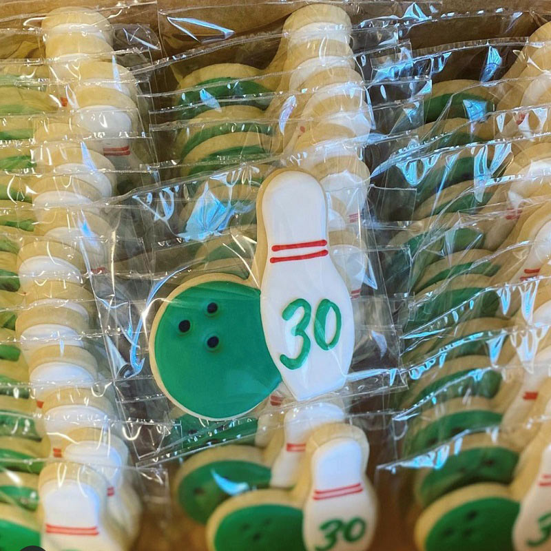 Emporte-pièce quille de bowling 3.5" x3.5" - Ann Clark Cookie Cutters - Emporte-pièce - - La Guilde Culinaire