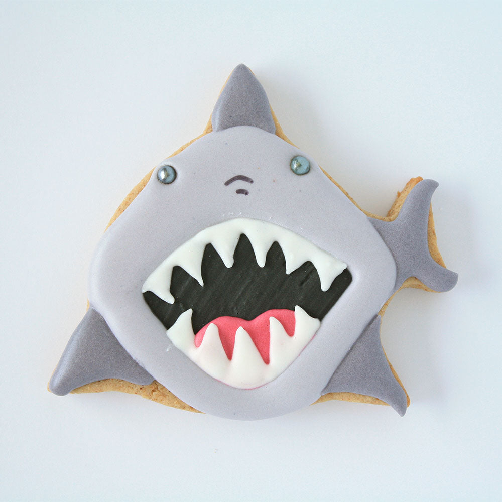 Emporte-pièce petit requin face avant 3.5" x 3.25" - Ann Clark Cookie Cutters - Emporte-pièce - - La Guilde Culinaire