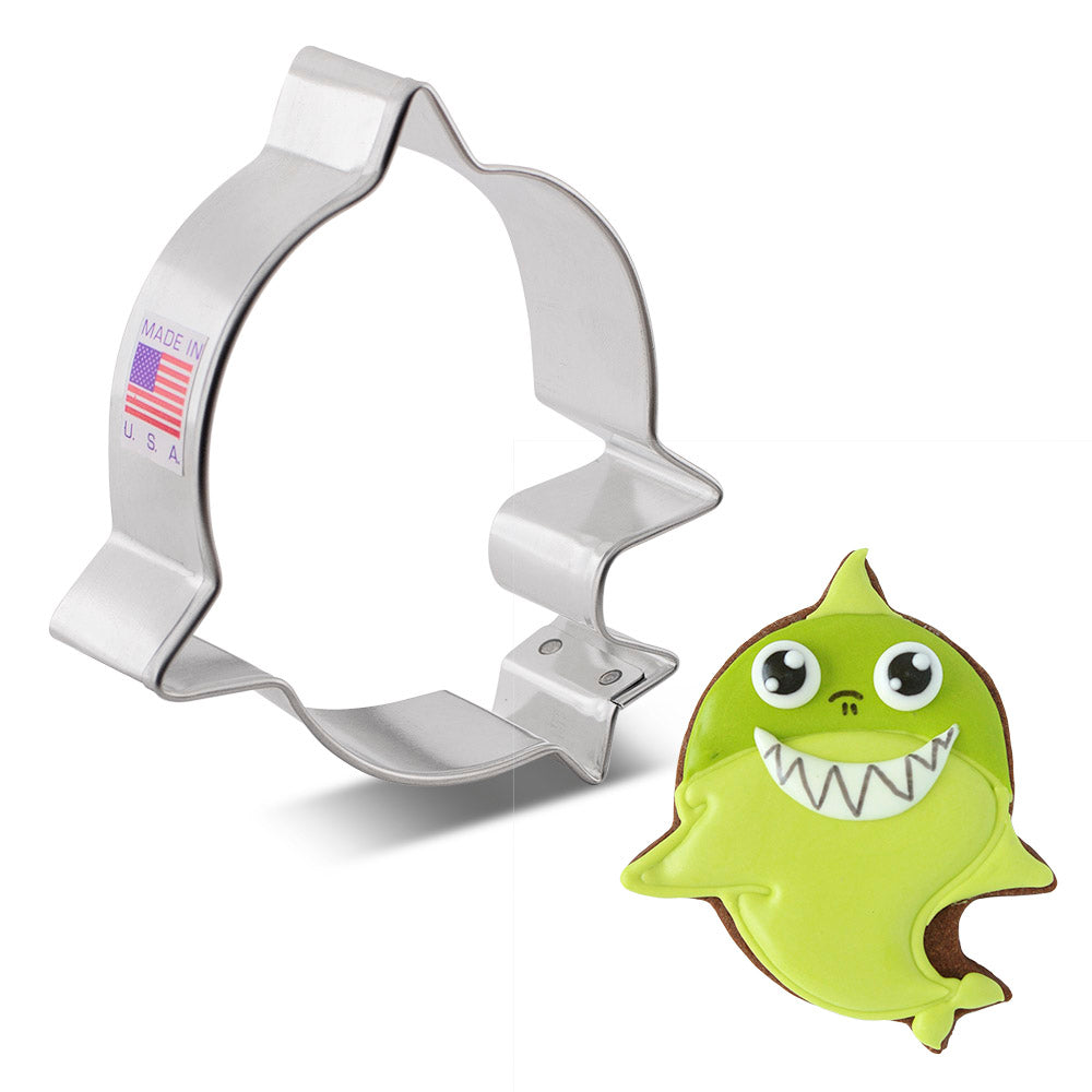 Emporte-pièce Petit Requin 3.25" x 3.75" - Ann Clark Cookie Cutters - Emporte-pièce - - La Guilde Culinaire