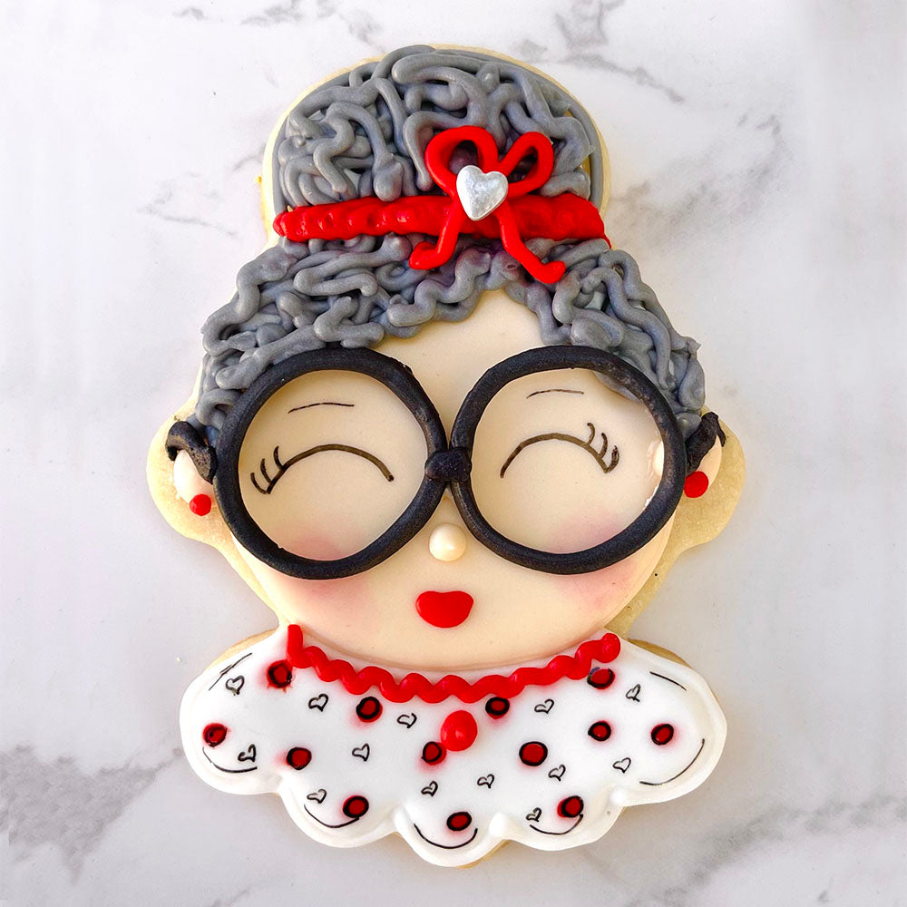 Emporte-pièce Mme Noël 4" par Flour Box Bakery 4" x 3" - Ann Clark Cookie Cutters - Emporte-pièce - - La Guilde Culinaire