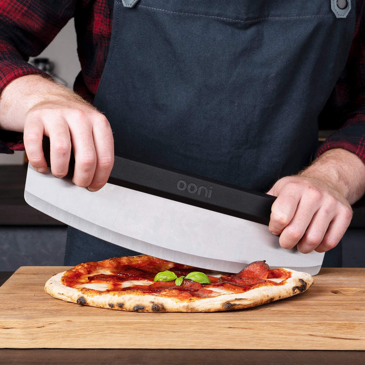 Couteau à bascule pour pizza Ooni