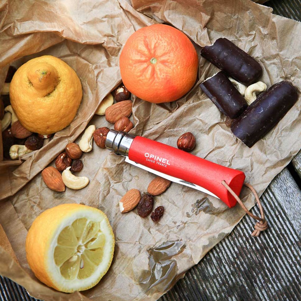 Opinel - N°08 Baroudeur Rouge - Opinel - Couteau de poche - - La Guilde Culinaire