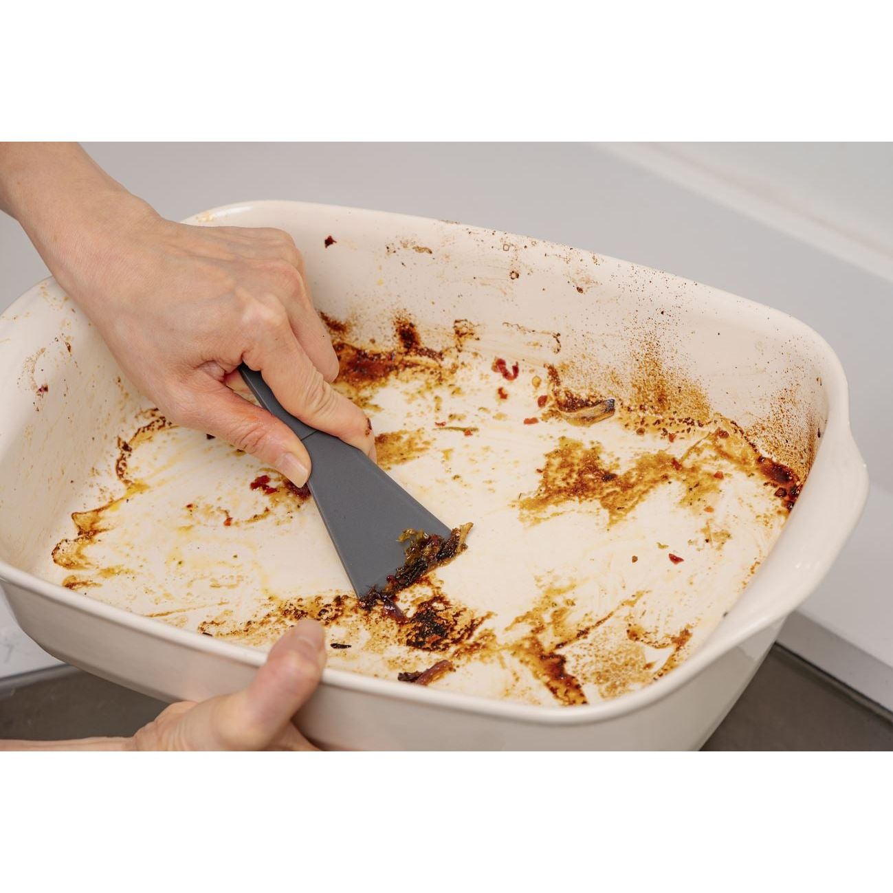 Spatule de nettoyage - Cuisipro - Eponge et grattoir - - La Guilde Culinaire