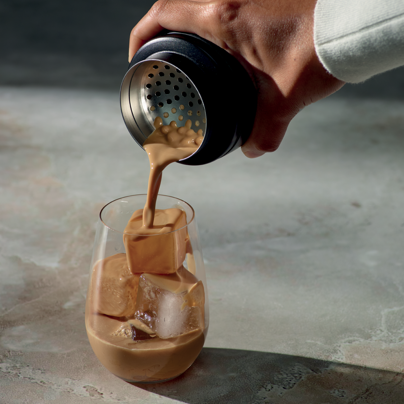 Tasse de voyage The Shake and Take - Breville - Tasse à café et à thé - - La Guilde Culinaire