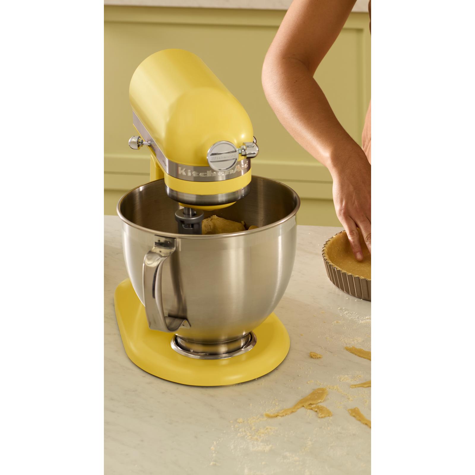 Batteur sur socle KitchenAid 4.7 L (5 pintes) la couleur de l’année 2025 - Beurre - Kitchenaid - Batteur sur socle - - La Guilde Culinaire