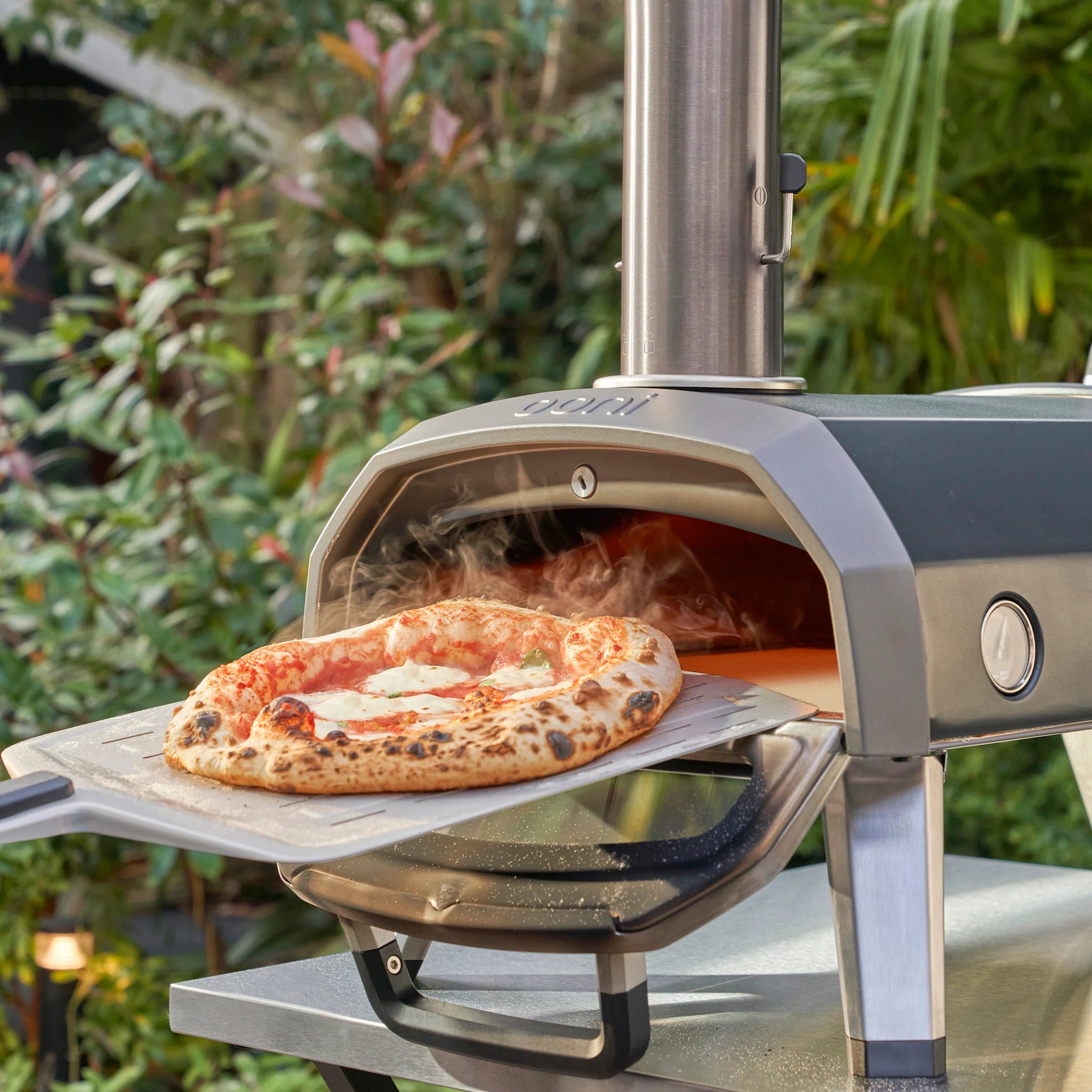 Karu 2 Multi Fuel Outdoor Pizza Oven 12 in 2nd Generation Ooni Karu 2 Multi Fuel Outdoor Pizza Oven 12 in 2nd Generation Ooni