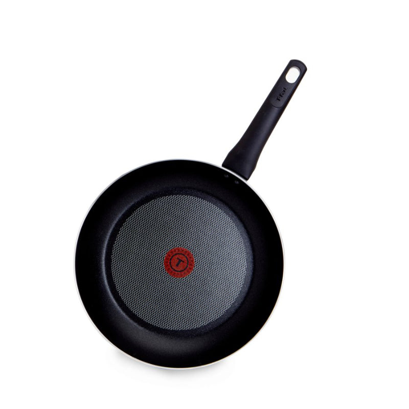 Poêle à frire antiadhésive T-fal Intuition, Noire 32 cm / 12.6 po - T-fal - Poêle - C5260854/2100094820 - La Guilde Culinaire