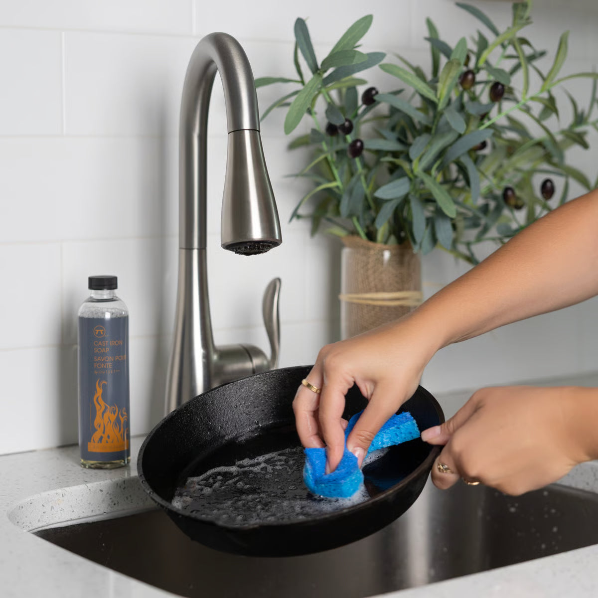 Savon pour fonte - Fox Run - Nettoyant - - La Guilde Culinaire