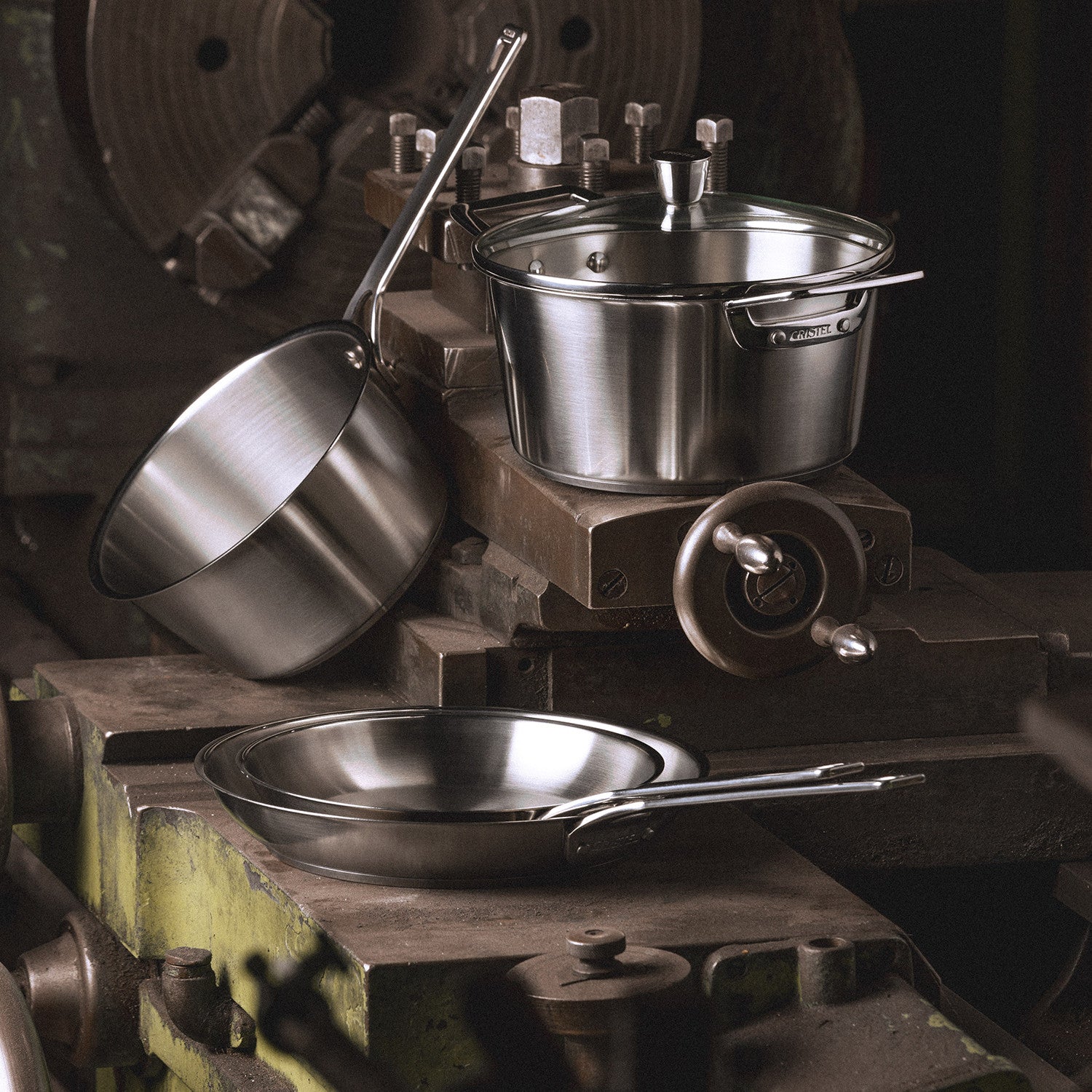 Brushed stainless steel frying pan Cristel - 1826 Collection – La