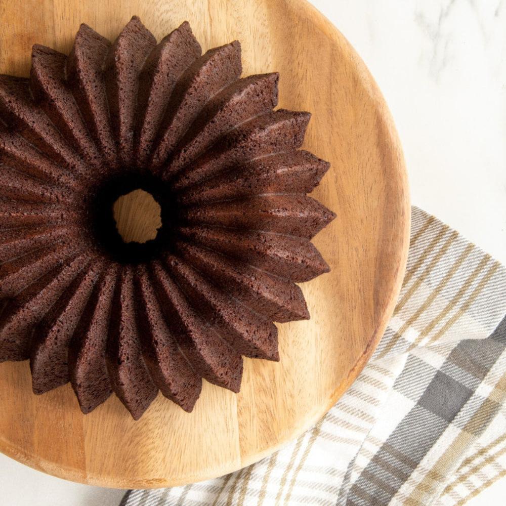 Petit moule à gâteau Bundt Brilliance Gold ! - Nordic Ware - Moule à gâteaux - - La Guilde Culinaire