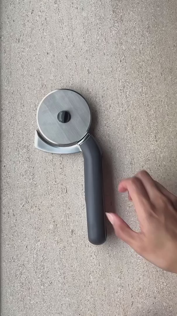 Coupe-pizza et pâtisserie - Zyliss - Roulette à pizza - - La Guilde Culinaire