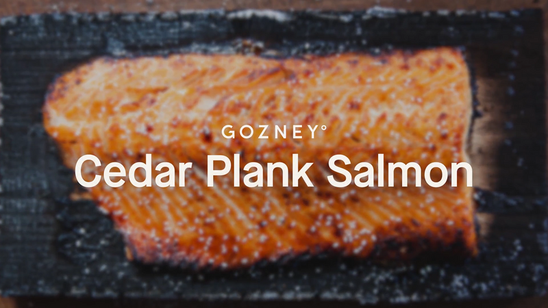 Gozney - Recette de saumon sur planche de cèdre au four à pizza