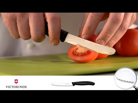 Couteau à tomates et de table Swiss Classic 11 cm - 4.5 po - Victorinox - Couteau d'office - - La Guilde Culinaire
